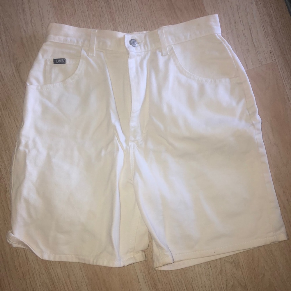 VINTAGE LEE MOM SHORTS - SIZE 12 LONG OFF WHITE